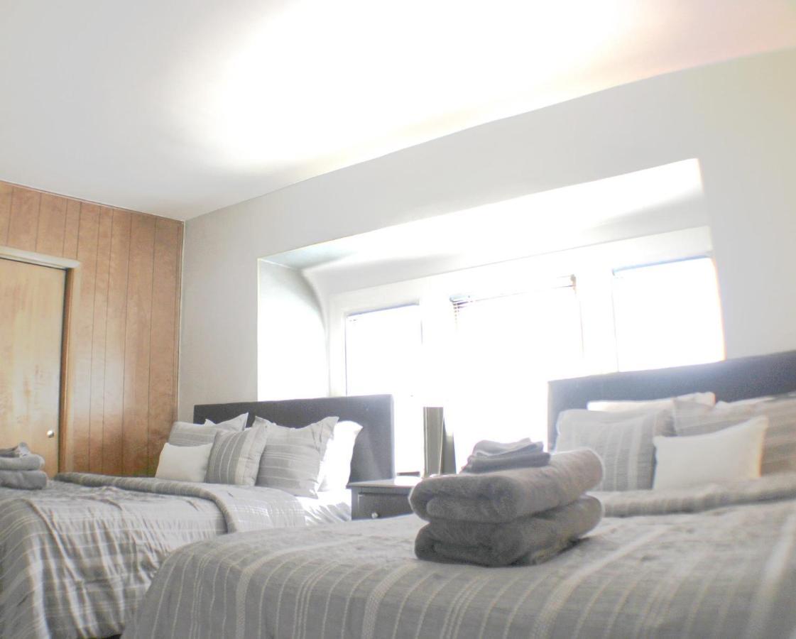 Steps Away From Hospital - 2 Queen Bed - City View Pittsburgh Esterno foto