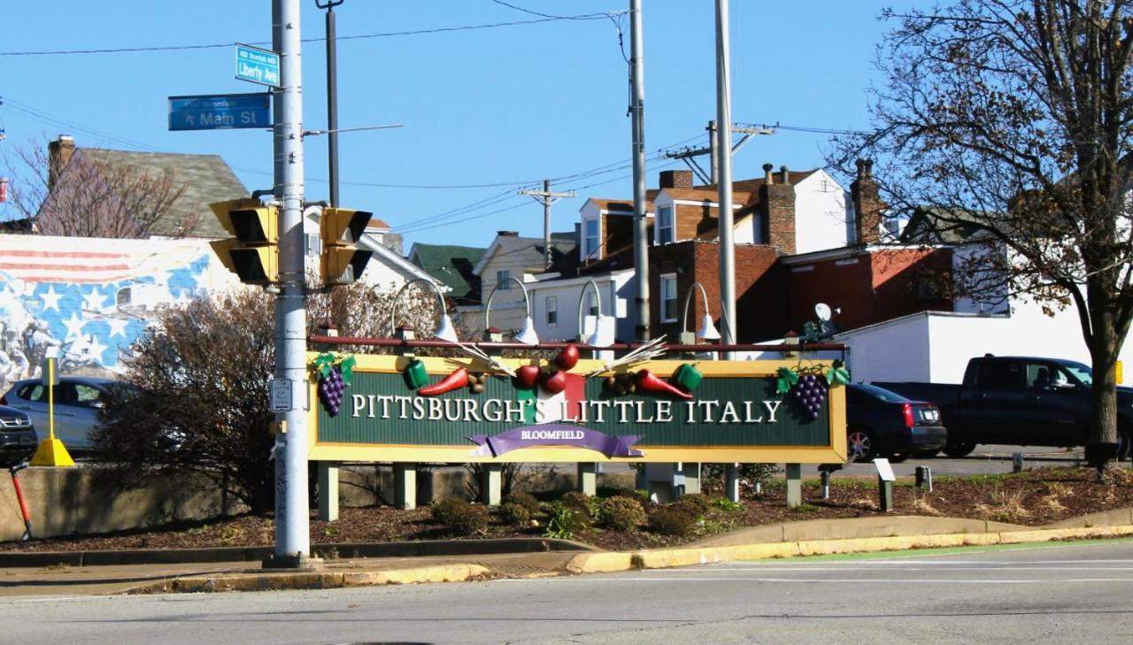 Steps Away From Hospital - 2 Queen Bed - City View Pittsburgh Esterno foto